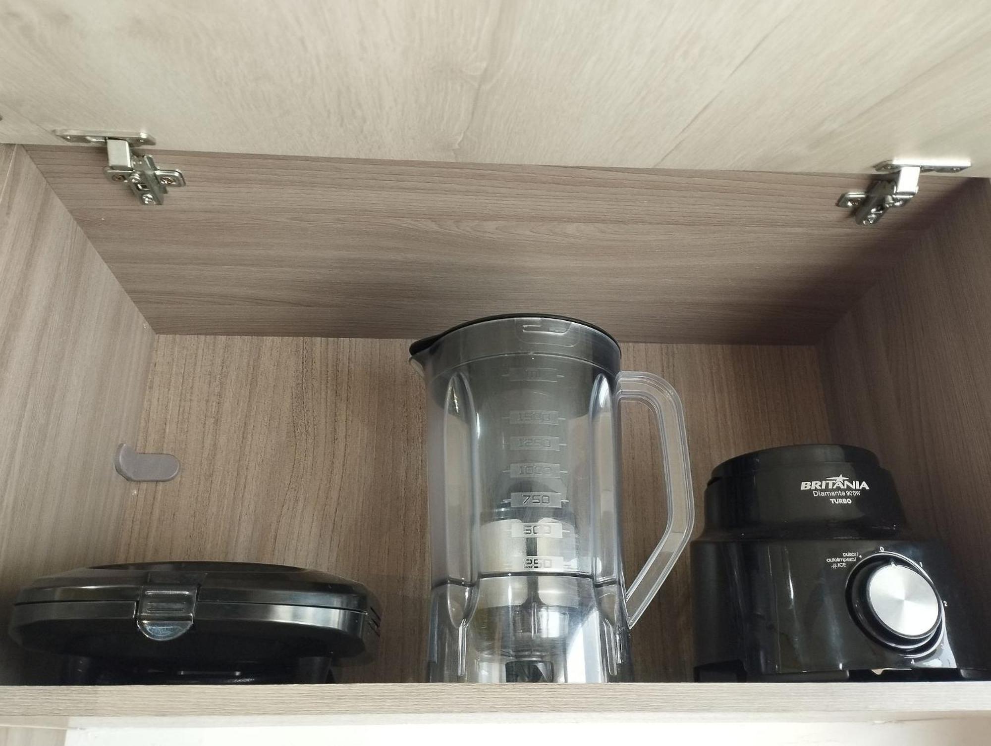 Apartamento Apto 1q 300mb Fibra Otica Prox Shop Estacao Curitiba